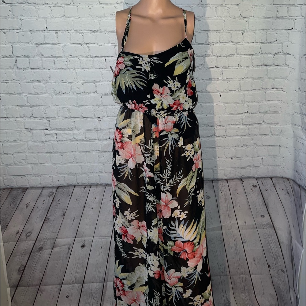 BRAND NWT Jane Rochelle Black, Red, & Green Multicolor floral dress size 8